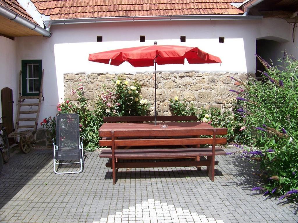 Apartment Liendl Riegersburg Bagian luar foto